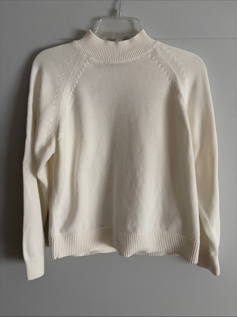 Quince Cream Mock Neck Sweater. Antique white/white. Medium. 💯 organic cotton.